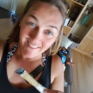 Meet your Posher, Kendra